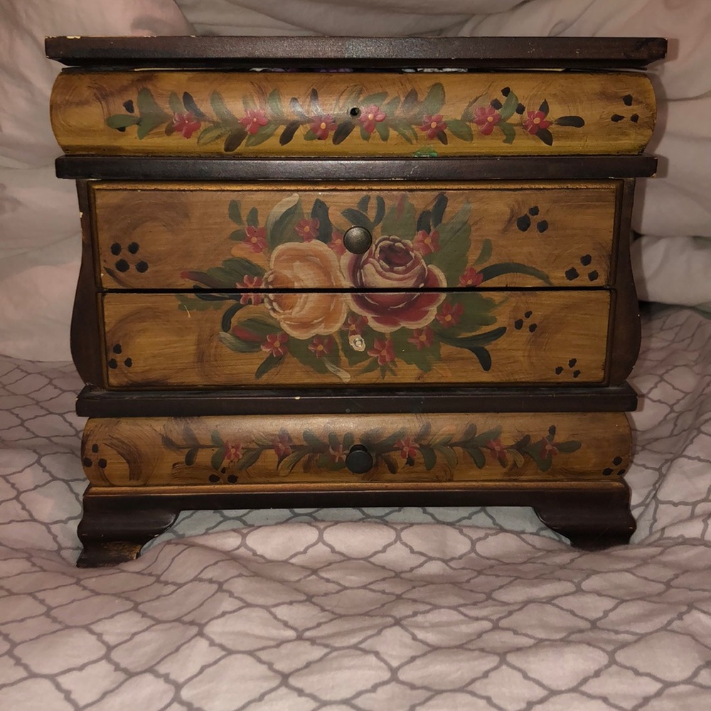 vintage 1900s jewelry box